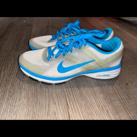 Nike Sneakers 6 - Picture 3 of 4